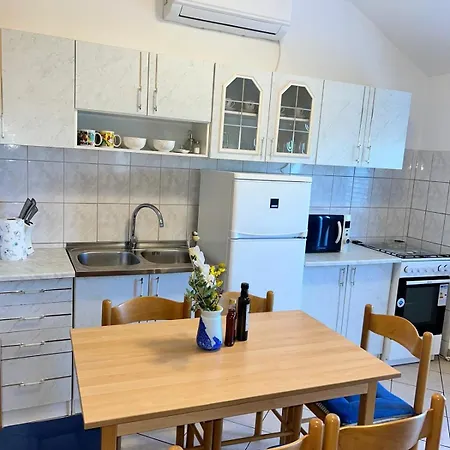 Emanuel Appartement Veli Rat