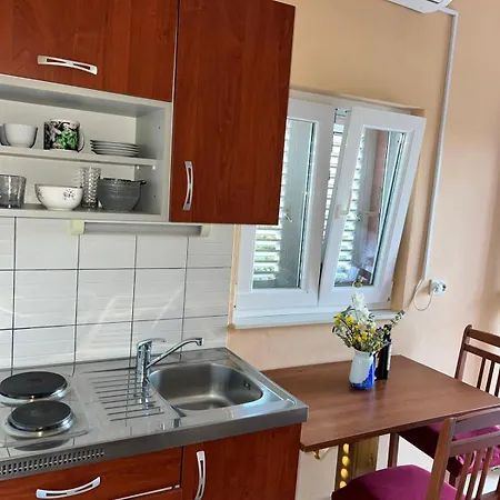 Appartement Emanuel Veli Rat