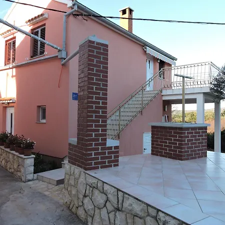 Emanuel Appartement *